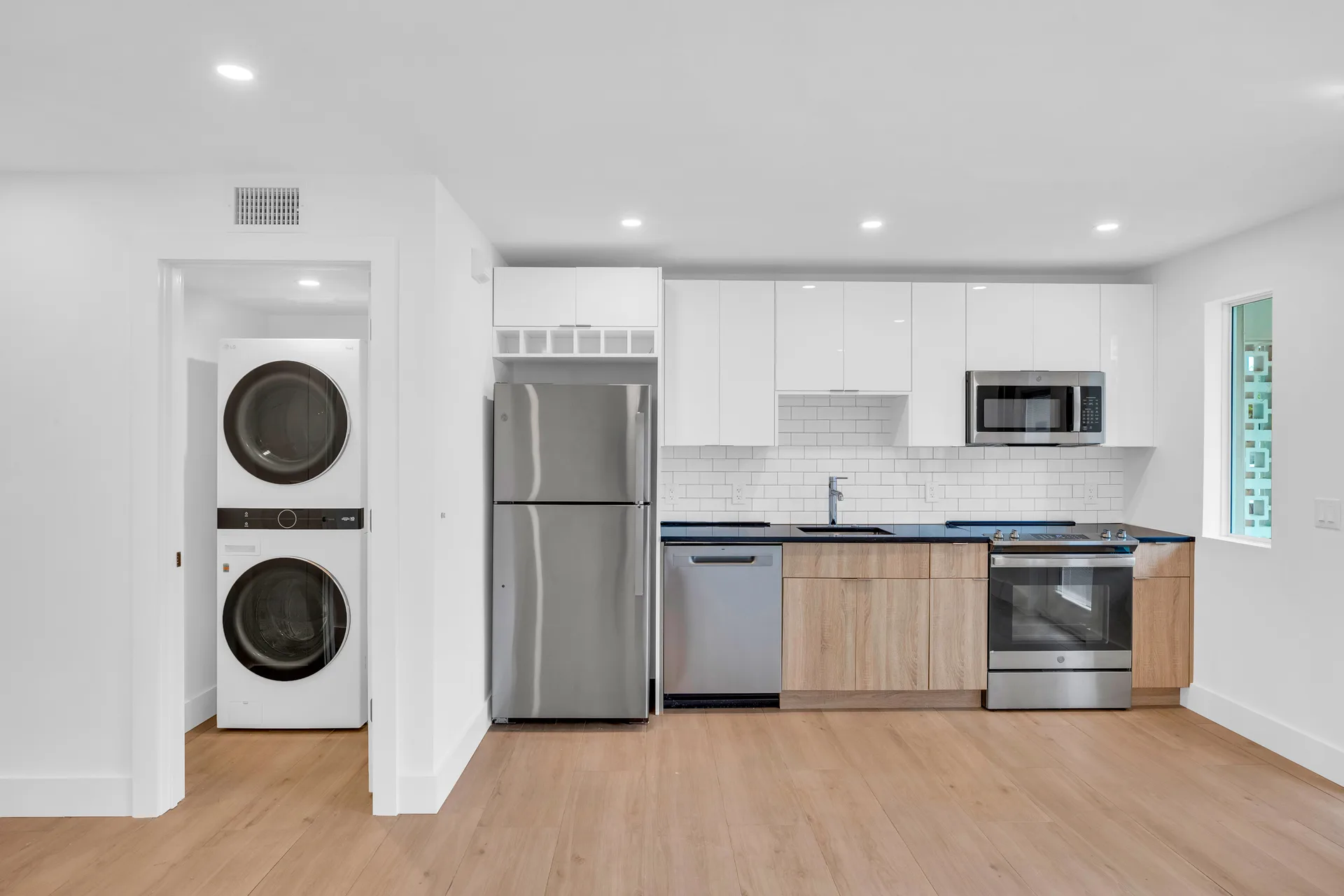 Amenity — In-Unit Washer Dryer